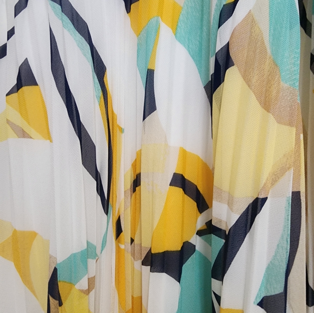 Sandra Darren Brand Size 6 Maxi Dress in Navy, Blue, Yellow with Pleated Skirt - Picture 5 of 5